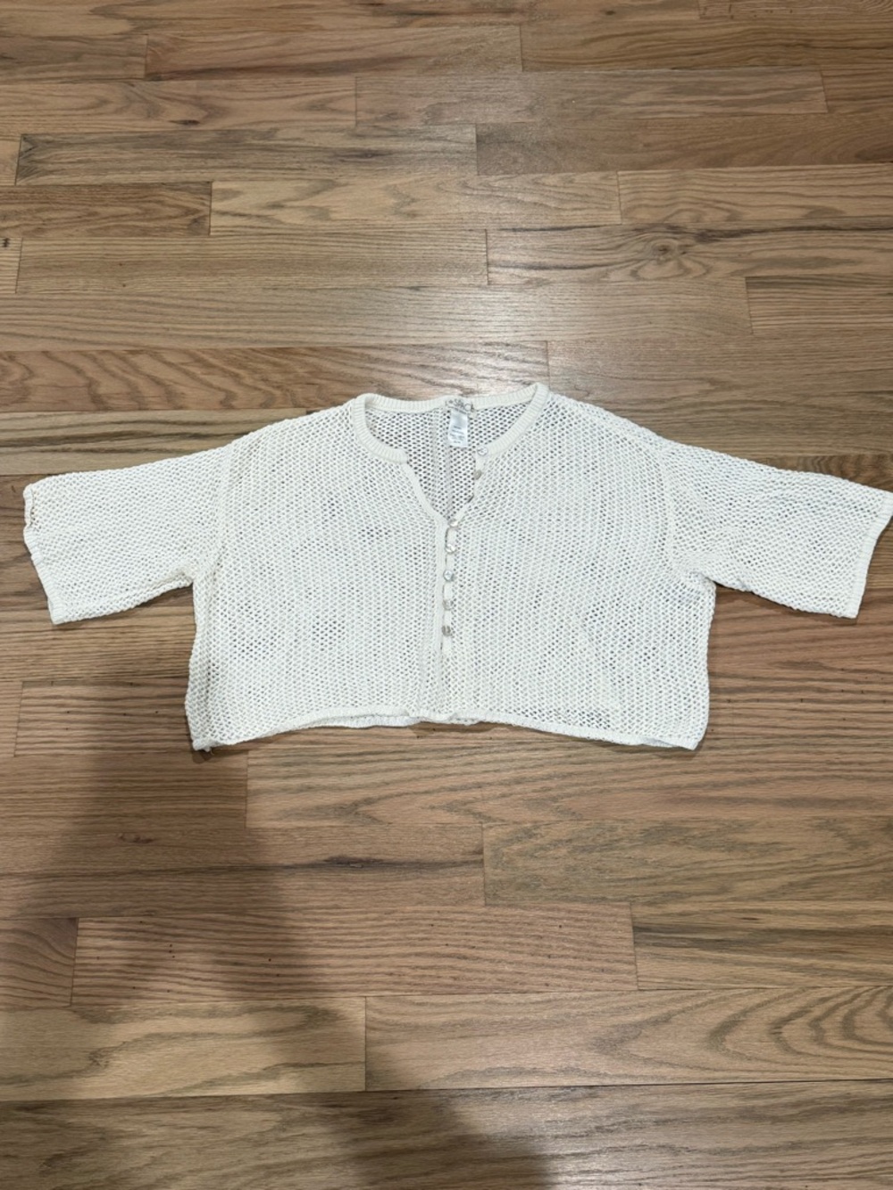 L*space cream Cropped Knit Button-Front Top